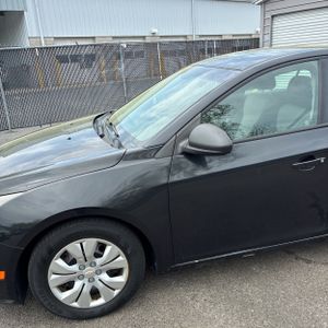 CHEVROLET CRUZE LS AUTO - 2