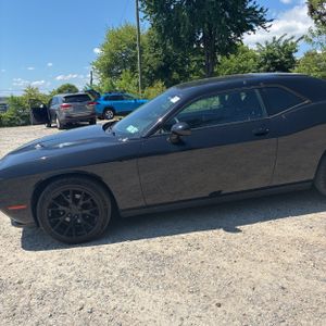 DODGE CHALLENGER - 2