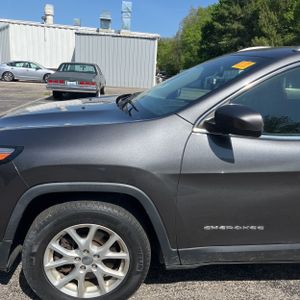 JEEP CHEROKEE LATITUDE - 2