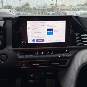 2025 Toyota CAMRY SE thumbnail 37