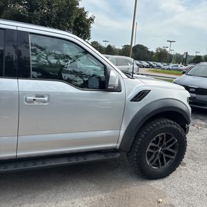 صورة 62 لـ 2019 FORD F-150 RAPTOR