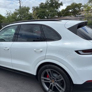 PORSCHE CAYENNE - 6