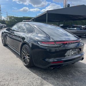 Porsche Panamera 4 - 5