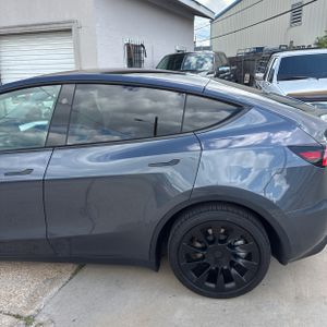TESLA MODEL Y LONG RANGE - 6
