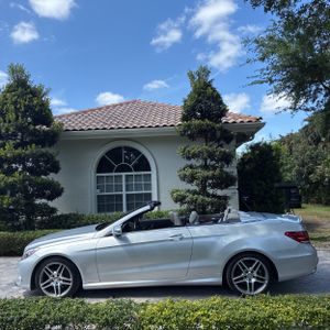 MERCEDES-BENZ E-CLASS - 3