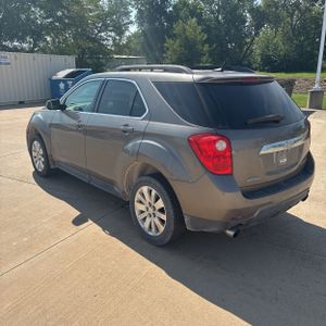 2010 Chevrolet EQUINOX LT photo 5