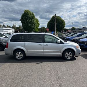 2009 Dodge GRAND CARAVAN SXT — фото 10