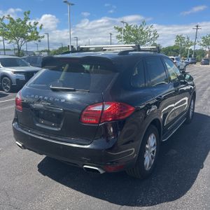 PORSCHE CAYENNE - 8