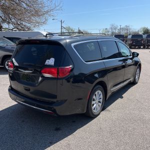 CHRYSLER PACIFICA TOURING-L - 8