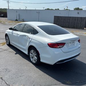 2015 Chrysler 200 LIMITED — фото 5