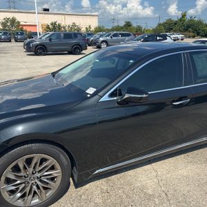 2019 Lexus LS 500 BASE photo 2