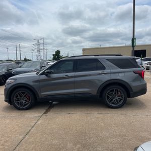 FORD EXPLORER ST - 3