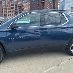 CHEVROLET TRAVERSE LT LEATHER - 4