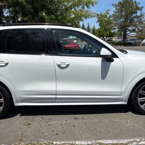 PORSCHE CAYENNE GTS - 10