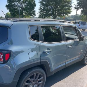 JEEP RENEGADE LATITUDE 75TH ANNIVERSARY - 9