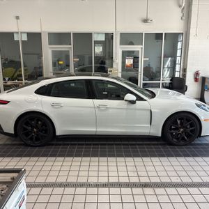 PORSCHE PANAMERA 4 - 9