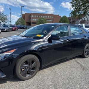 HYUNDAI ELANTRA SEL - 2