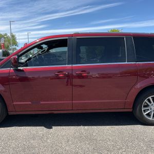 DODGE GRAND CARAVAN - 4