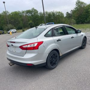 FORD FOCUS S - 8