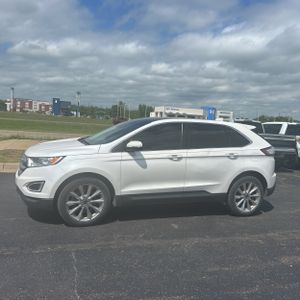 FORD EDGE TITANIUM - 3