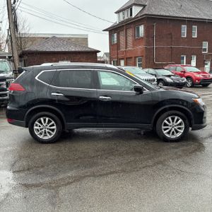 NISSAN ROGUE SV - 10