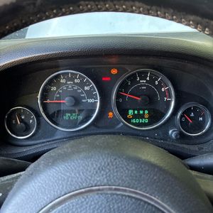 2011 JEEP WRANGLER UNLIMITED SAHARA 照片 38