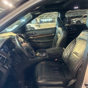 صورة مصغرة 32 لـ 2018 FORD EXPLORER PLATINUM