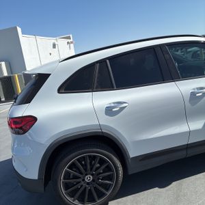 MERCEDES-BENZ GLA - 9