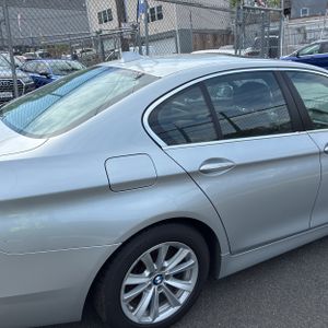 BMW 5-SERIES XDRIVE - 9