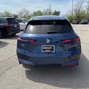 BMW IX XDRIVE50 - 7