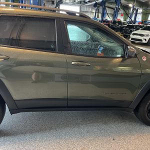 JEEP CHEROKEE TRAILHAWK - 10