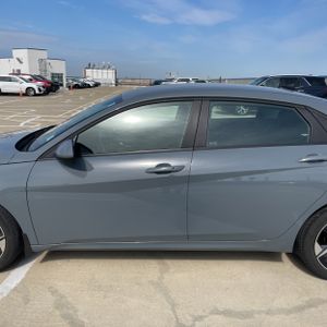 HYUNDAI ELANTRA SEL - 4