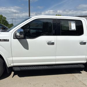 FORD F-150 LARIAT - 3