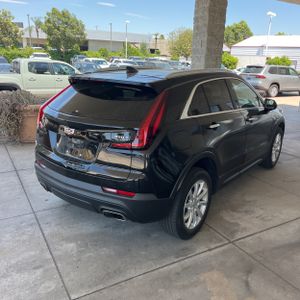 صورة 8 لـ 2023 Cadillac XT4 LUXURY