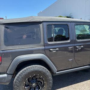 صورة 9 لـ 2021 JEEP WRANGLER UNLIMITED WILLYS