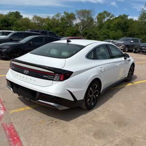 HYUNDAI SONATA SEL - 8