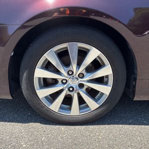 2011 Toyota AVALON LIMITED — миниатюра 17