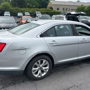 FORD TAURUS SEL - 9