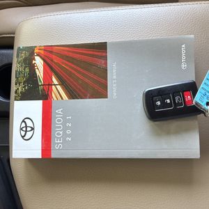 2021 Toyota SEQUOIA PLATINUM — миниатюра 54