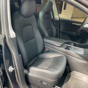 صورة مصغرة 32 لـ 2025 Tesla MODEL Y LONG RANGE