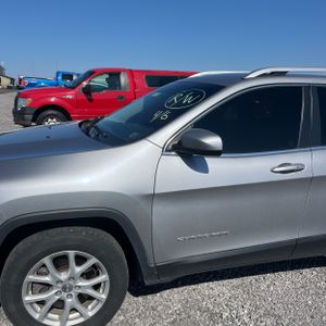 JEEP CHEROKEE LATITUDE PLUS - 2