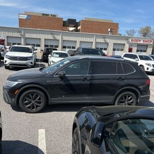 VOLKSWAGEN TIGUAN SE 4MOTION - 3