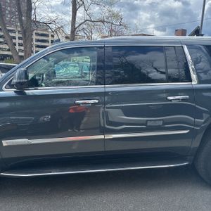 CADILLAC ESCALADE ESV LUXURY - 4