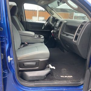 2015 RAM 1500 EXPRESS — миниатюра 32