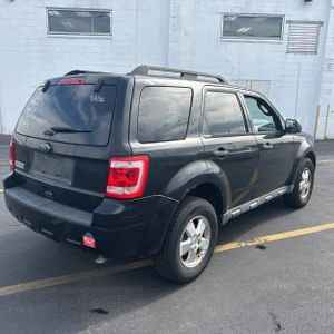 FORD ESCAPE XLT - 8