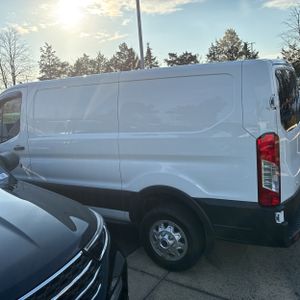 FORD TRANSIT 150 - 3