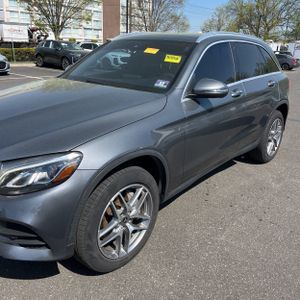 MERCEDES-BENZ GLC - 2