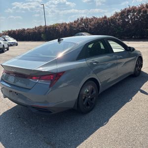 HYUNDAI ELANTRA SEL - 8