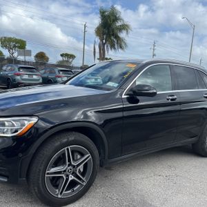 MERCEDES-BENZ GLC - 2