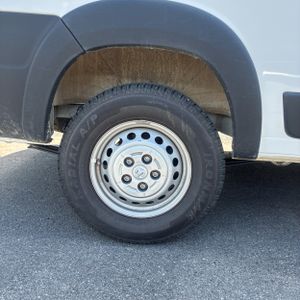 2025 RAM PROMASTER 2500 TRADESMAN — миниатюра 19
